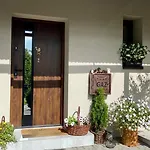 Jelenia Apartment *